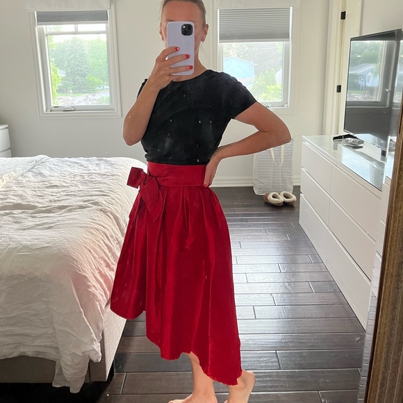 Red high low skirt - Picture 6 of 6